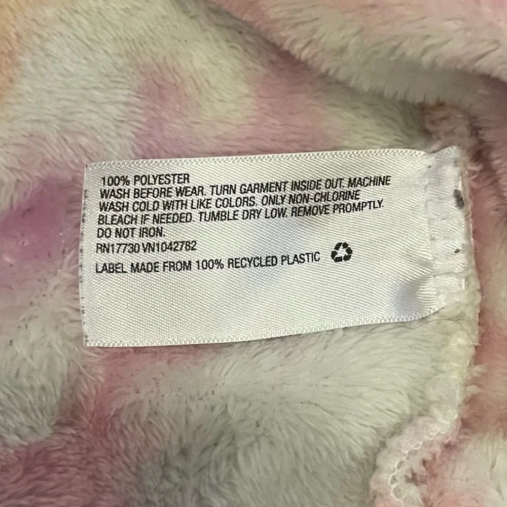 Cat & Jack Fuzzy Pullover Multi Colored Sweatshirt Girl’s Size 14-16 (XL)
